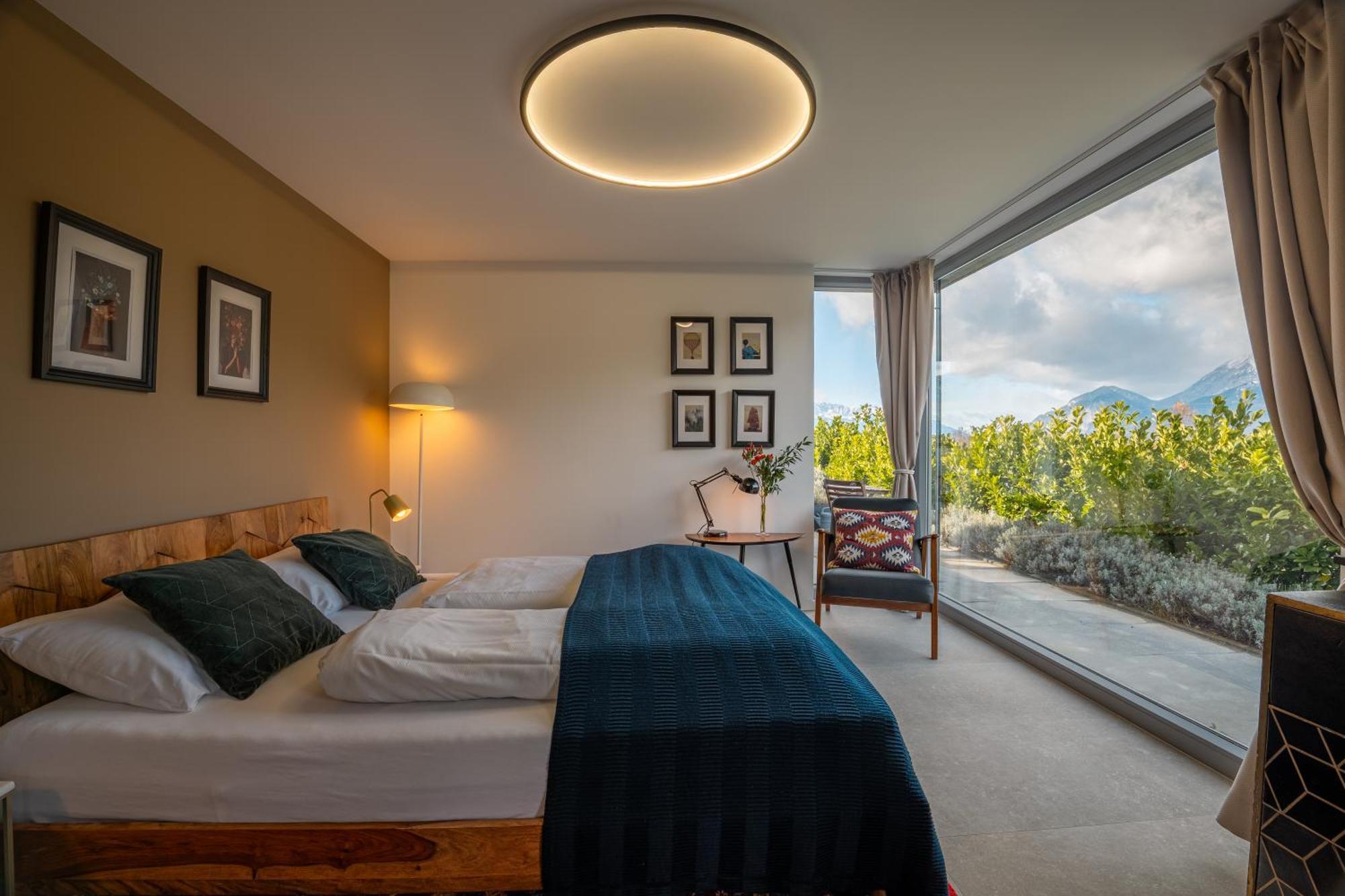 Apartment Landkind Sistrans Buitenkant foto